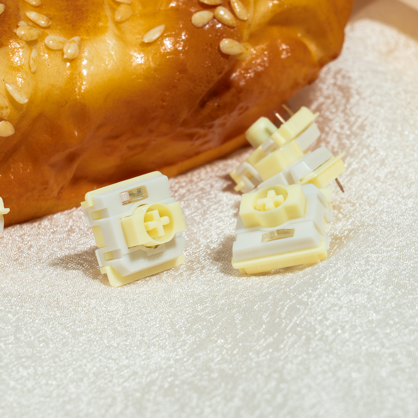 GATERON KS-33 Low Profile Banana Chocolate Heavy Tactile Switch Set